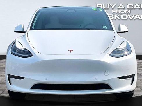 Used 2021 Tesla Model Y Long Range AWD/4WD image 3