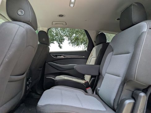 Used 2021 Buick Enclave Preferred FWD image 17