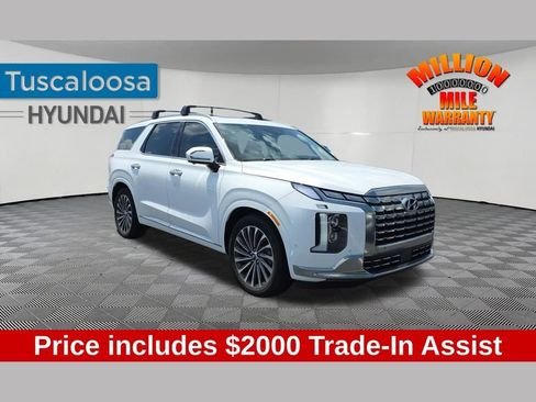 Used 2025 Hyundai Palisade Calligraphy FWD image 1