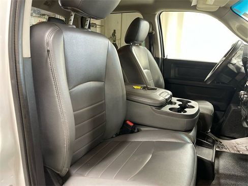 Used 2015 RAM 2500 Tradesman image 23
