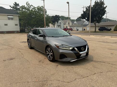 Used 2019 Nissan Maxima 3.5 SV w/ Floor Mat Group FWD image 1
