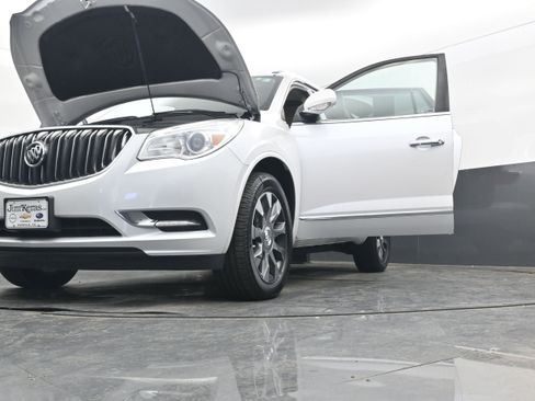Used 2017 Buick Enclave Leather w/ Enclave Sport Touring Edition image 39