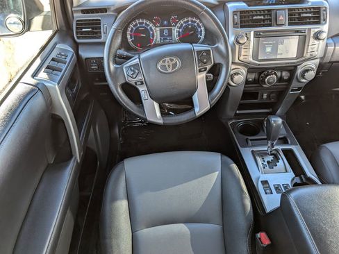 Used 2018 Toyota 4Runner SR5 image 19