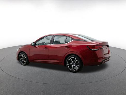 Used 2025 Nissan Sentra SV FWD image 6