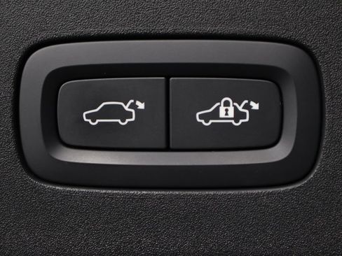 Used 2023 Polestar Polestar 2 AWD/4WD image 17