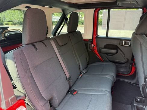 Used 2026 Jeep Wrangler Unlimited Sport AWD/4WD image 28