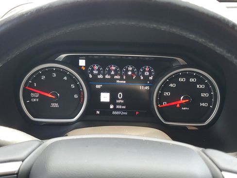 Used 2021 Chevrolet Tahoe Premier w/ Premium Package RWD image 28