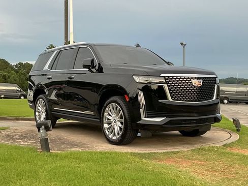 Used 2022 Cadillac Escalade Premium Luxury w/ Performance Package AWD/4WD image 9