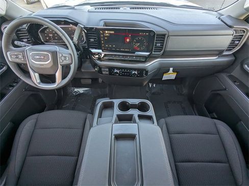 New 2026 GMC Sierra 1500 Elevation image 17