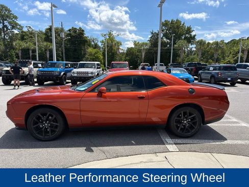 Used 2020 Dodge Challenger SXT w/ Blacktop Package RWD image 4
