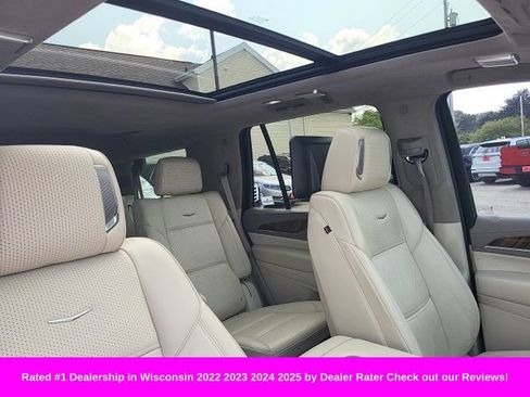 Used 2021 Cadillac Escalade Premium Luxury Platinum AWD/4WD image 32
