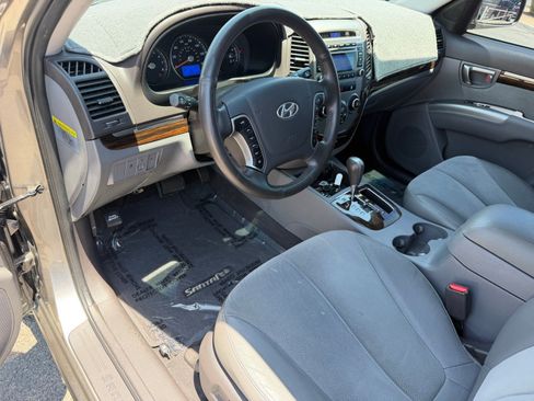 Used 2011 Hyundai Santa Fe SE FWD image 13