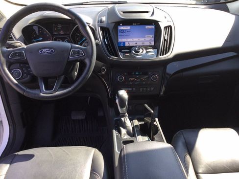 Used 2018 Ford Escape Titanium AWD/4WD image 19