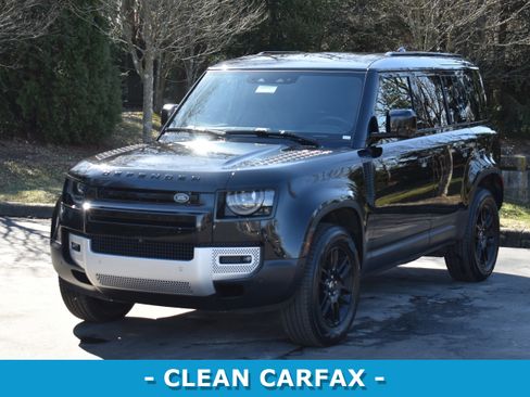 Used 2025 Land Rover Defender 110 S image 3