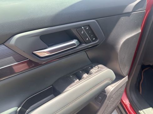 New 2026 GMC Terrain AT4 w/ Convenience Package III image 28