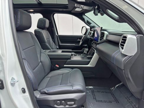 Used 2023 Toyota Sequoia Platinum AWD/4WD image 16