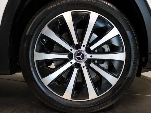 Used 2020 Mercedes-Benz GLB 250 image 37