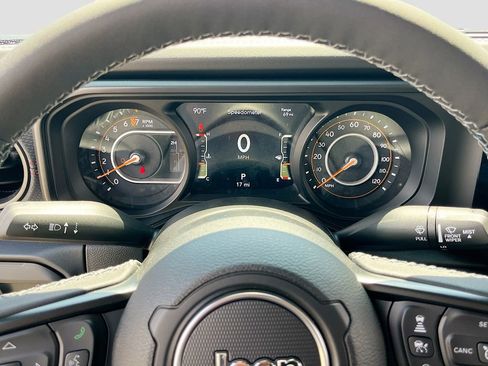 New 2026 Jeep Gladiator Rubicon AWD/4WD image 12