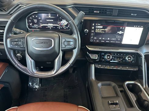 Used 2024 GMC Sierra 2500 Denali Ultimate w/ Max Trailering Package AWD/4WD image 17