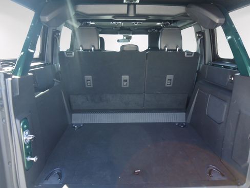 Used 2024 Ford Bronco Wildtrak AWD/4WD image 35