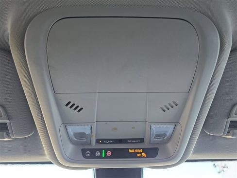 Certified 2020 Chevrolet Equinox LS w/ LS Convenience Package image 36