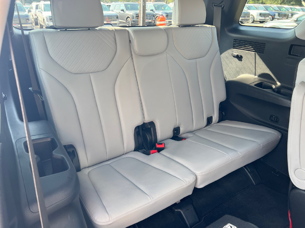 Used 2024 Hyundai Palisade SEL AWD/4WD image 11