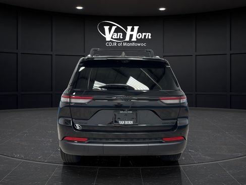 Used 2023 Jeep Grand Cherokee Limited w/ Luxury Tech Group II AWD/4WD image 6