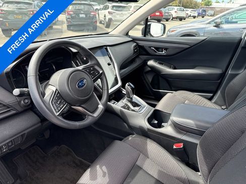 Used 2024 Subaru Outback Premium AWD/4WD image 3