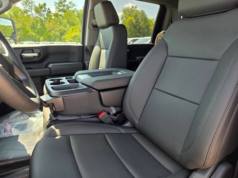 New 2026 GMC Sierra 2500 Pro w/ Convenience Package AWD/4WD image 14