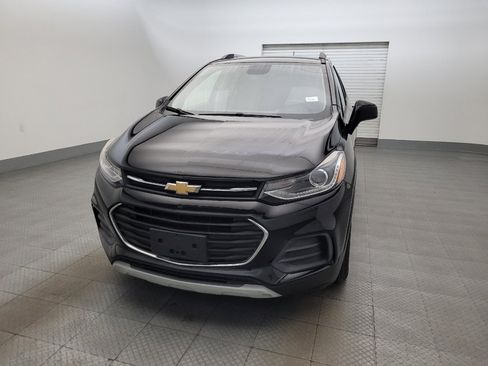 Used 2021 Chevrolet Trax LT w/ Driver Confidence Package FWD image 15