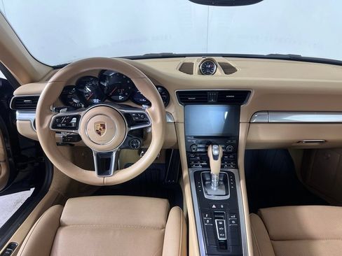 Certified 2017 Porsche 911 Carrera RWD image 22