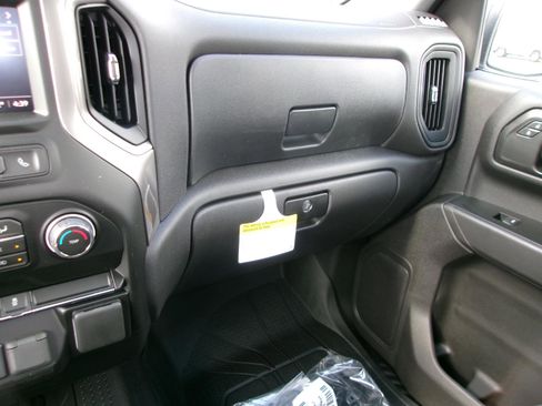 New 2026 Chevrolet Silverado 1500 W/T w/ WT Safety Package AWD/4WD image 21