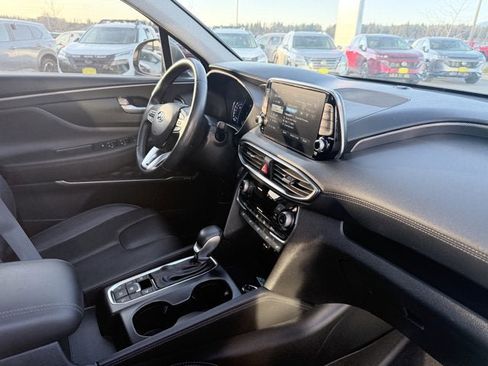 Used 2020 Hyundai Santa Fe Limited image 17