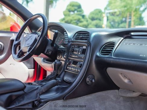 Used 1999 Chevrolet Corvette Coupe w/ Memory Pkg RWD image 47