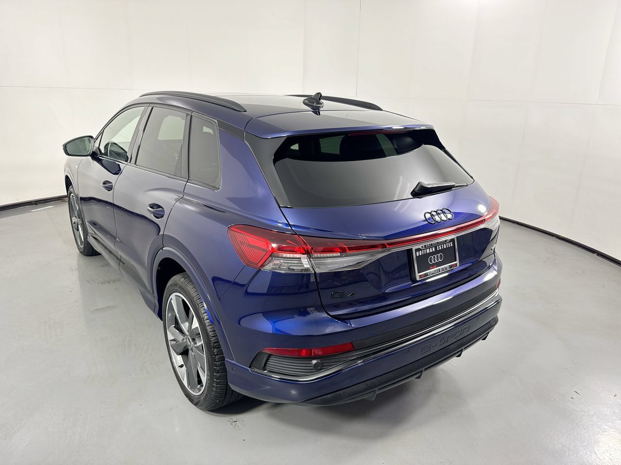 Used 2023 Audi Q4 e-tron Prestige w/ Black Optic Package AWD/4WD image 33