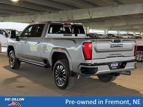 Certified 2025 GMC Sierra 3500 Denali Ultimate AWD/4WD image 7