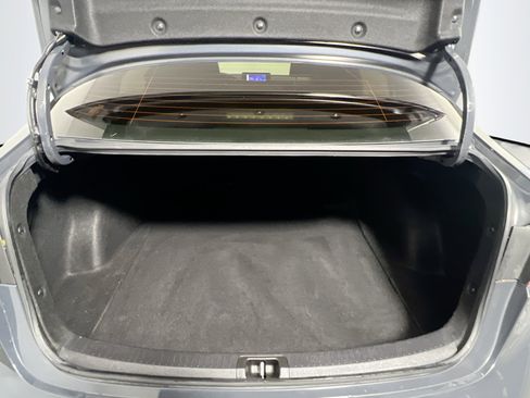 Used 2023 Toyota Corolla LE image 33