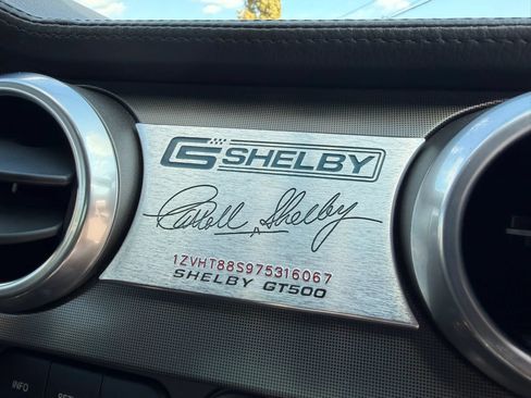 Used 2007 Ford Mustang Shelby GT500 RWD image 24