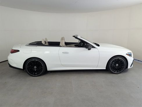 New 2026 Mercedes-Benz CLE 300 4MATIC Cabriolet image 3