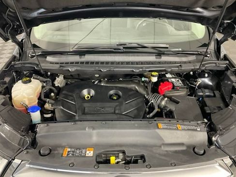 Used 2018 Ford Edge SE FWD image 41