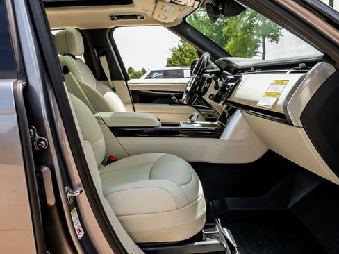 New 2026 Land Rover Range Rover SE AWD/4WD image 43