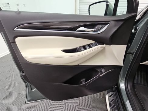 Certified 2024 Buick Enclave Essence w/ Technology Package FWD image 29