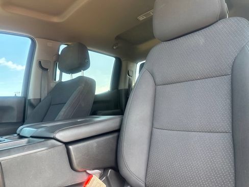 Used 2020 Chevrolet Silverado 1500 Custom w/ Custom Value Package RWD image 36