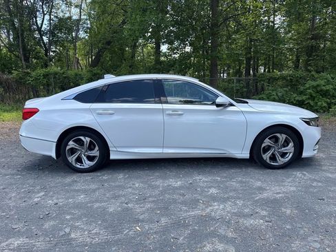 Used 2020 Honda Accord EX image 6
