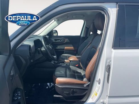 Used 2022 Ford Bronco Sport Outer Banks w/ Tech Package AWD/4WD image 11