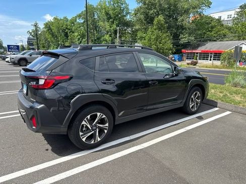 Used 2024 Subaru Crosstrek 2.0i Premium AWD/4WD image 14