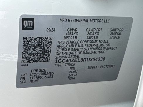 New 2024 Chevrolet Silverado EV RST image 31