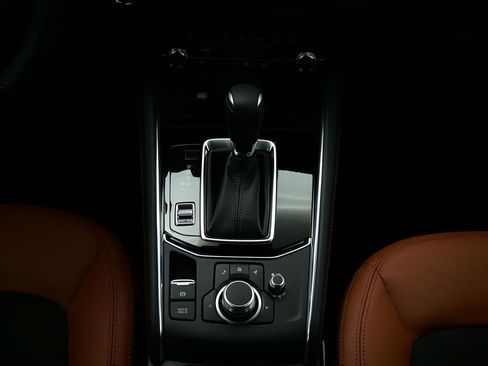 New 2025 MAZDA CX-5 Carbon Edition AWD/4WD image 8