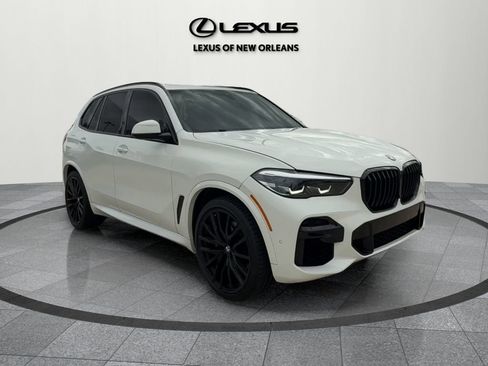 Used 2022 BMW X5 sDrive40i w/ M Sport Package image 1