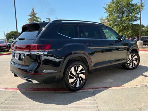 Used 2026 Volkswagen Atlas SE FWD image 6